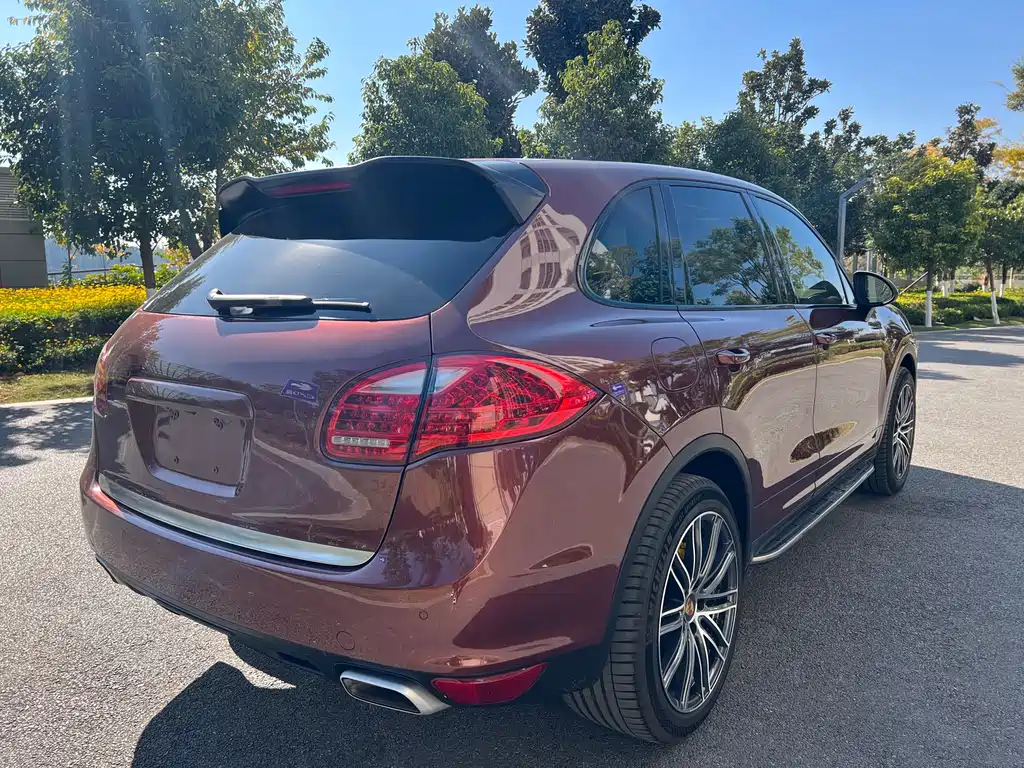 Porsche Cayenne 2014 — фото 15
