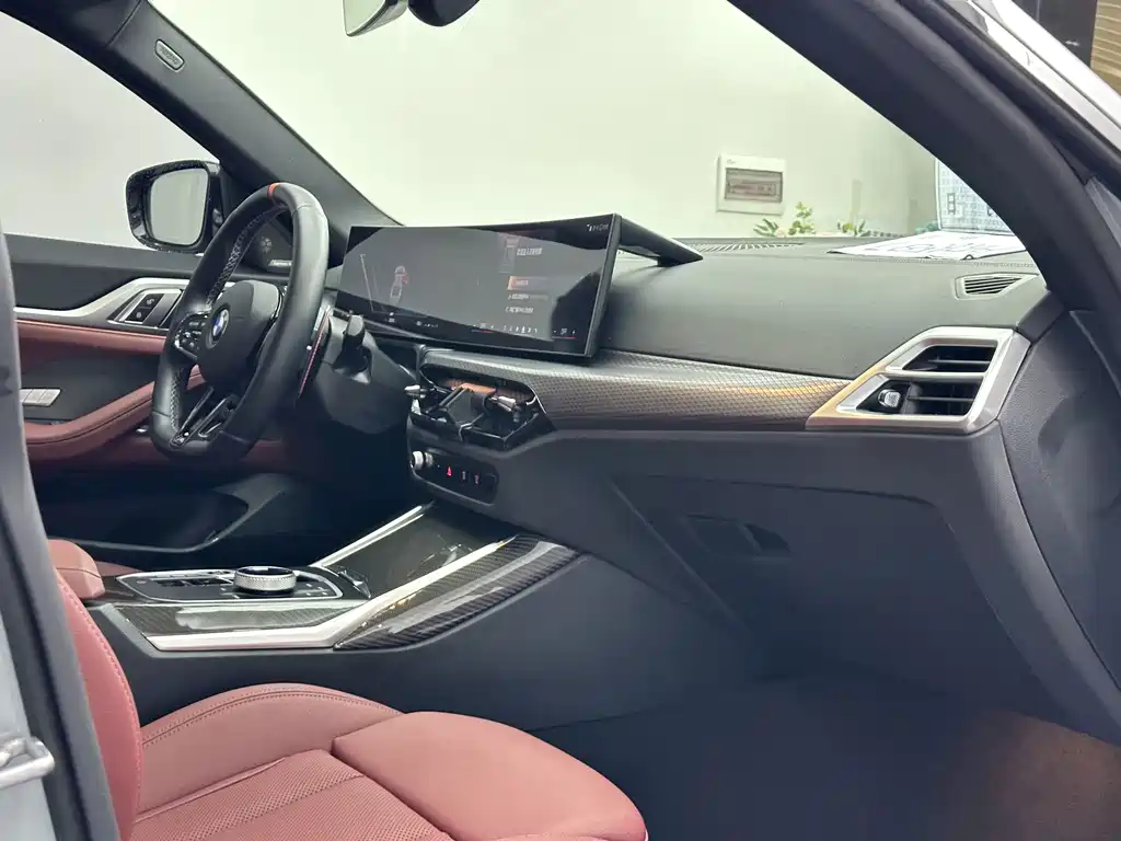 BMW 4 Series 2025 — фото 17