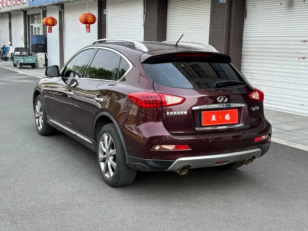 Infiniti QX50 2015 — фото 9