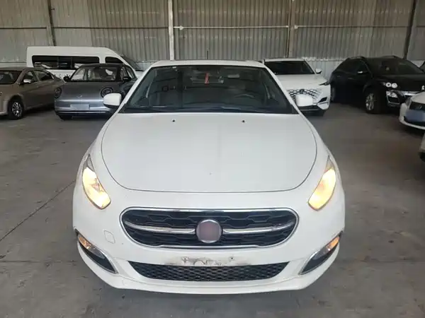 Fiat Viaggio 2015