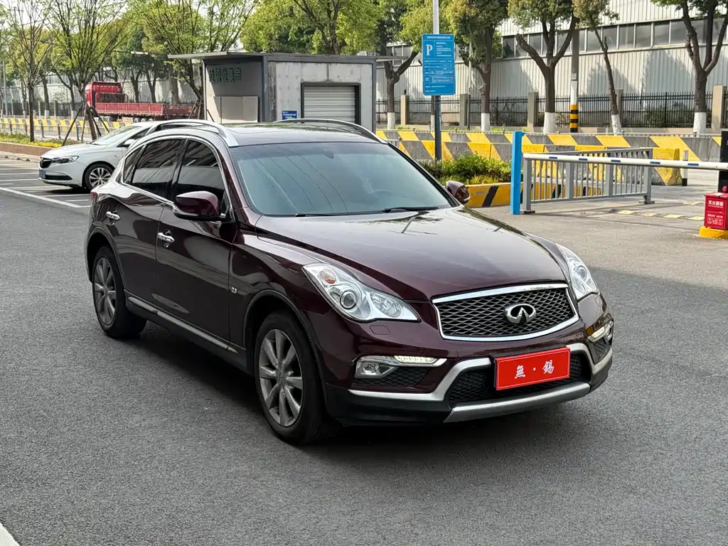 Infiniti QX50 2015 — фото 3