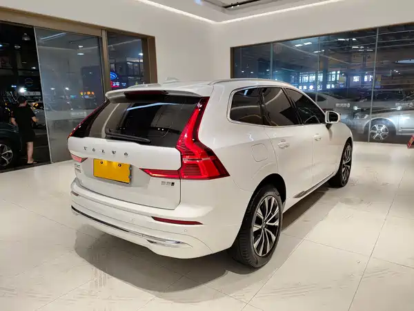 Volvo XC60 2023