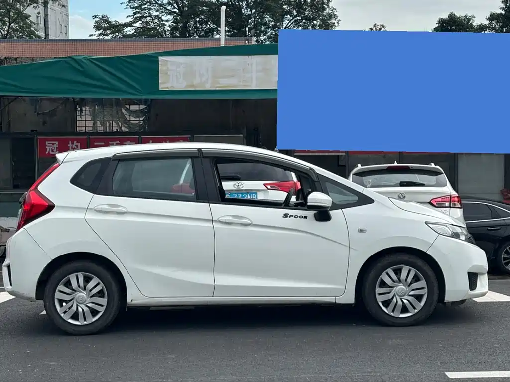 Honda Fit 2015 — фото 7