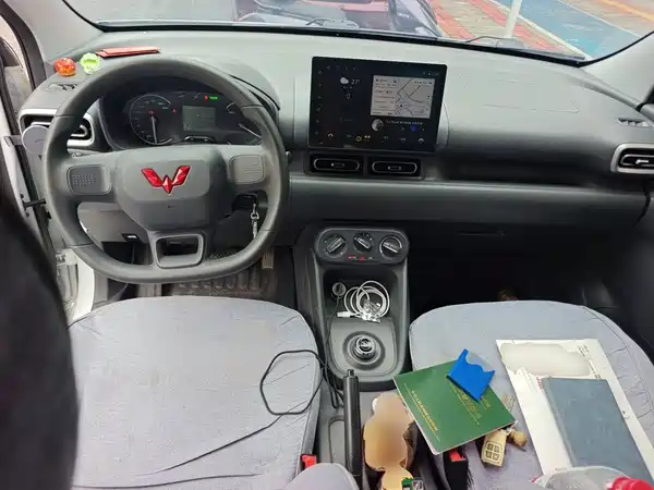 Wuling Hongguang New Energy 2025