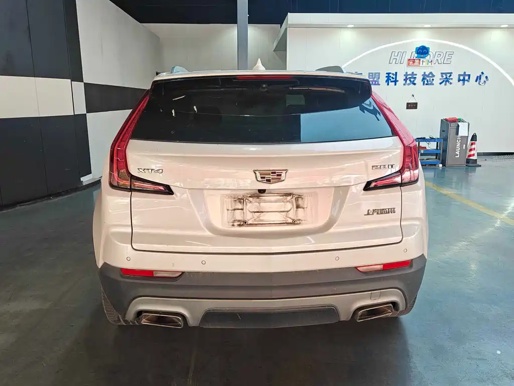 Cadillac XT4 2020 — фото 9