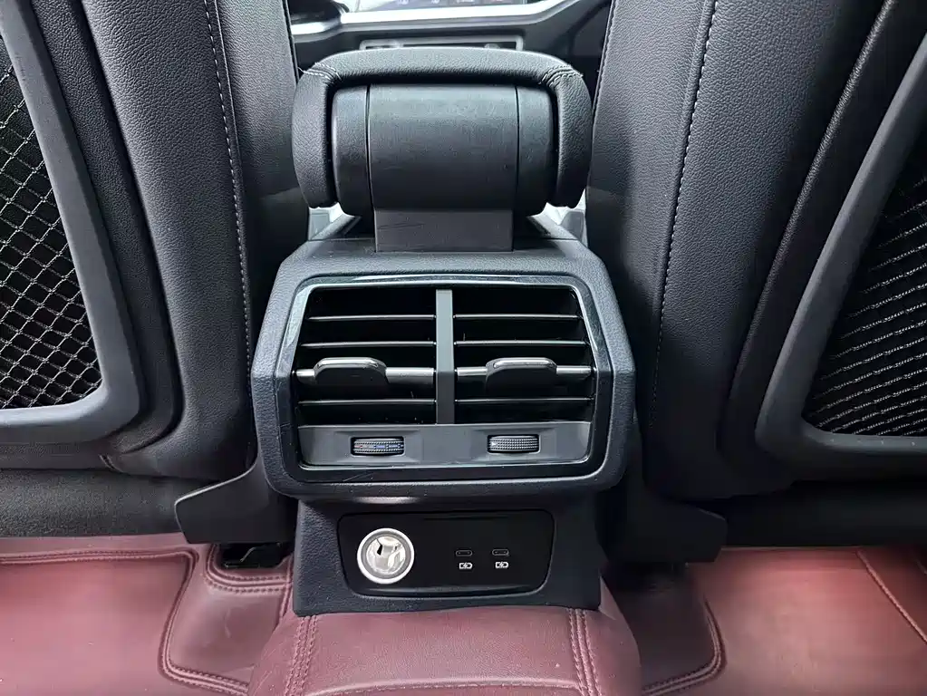 Audi Q3 2023 — фото 15