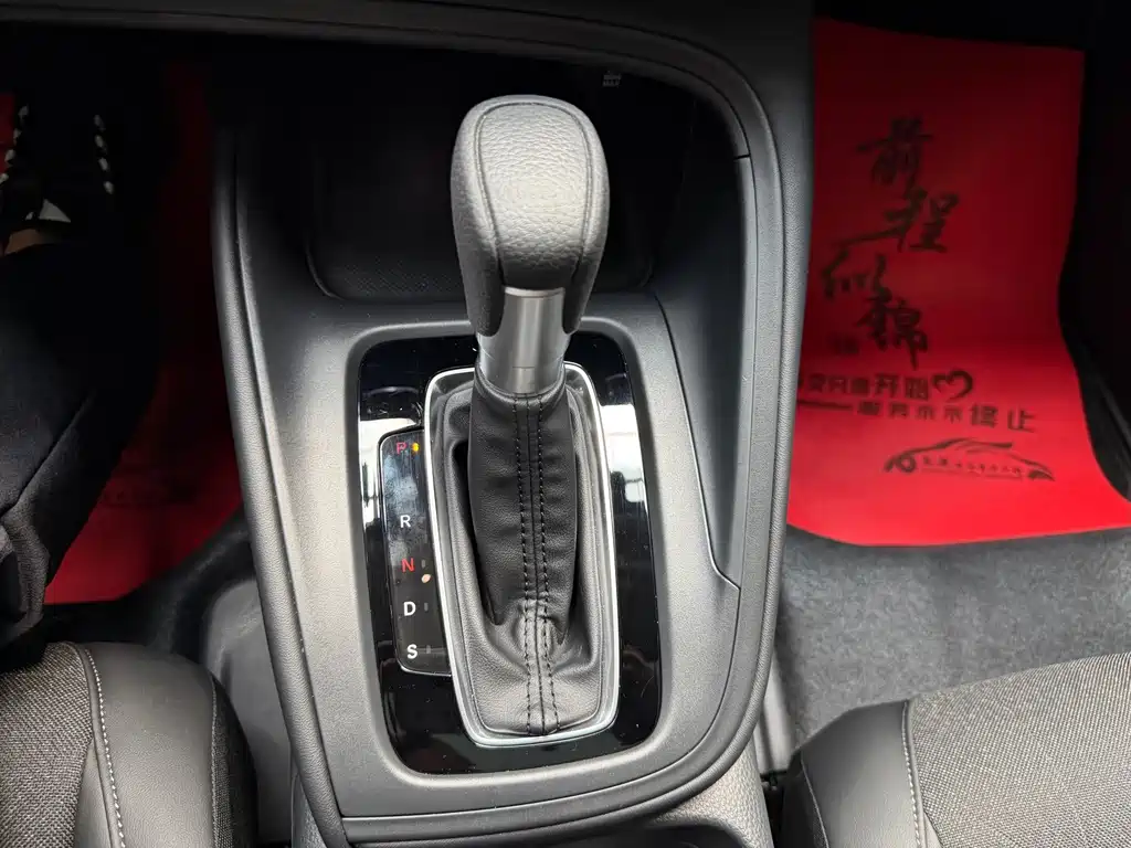 Honda Vezel 2023 — фото 13