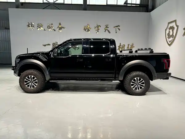 Ford F-150 Raptor 2019