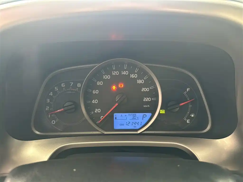 Toyota RAV4 2014 — фото 12