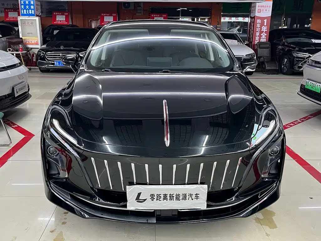 Hongqi E-QM5 2023 — фото 2