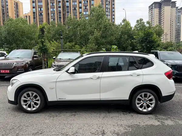 BMW X1 2011