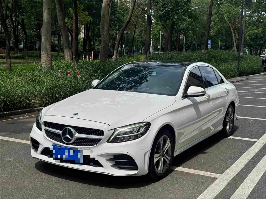 Mercedes-Benz C-Class 2019