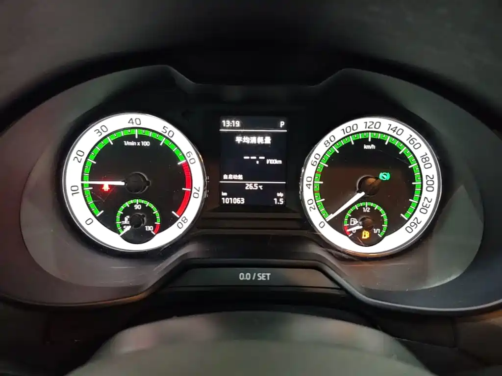 Skoda Octavia 2020 — фото 12