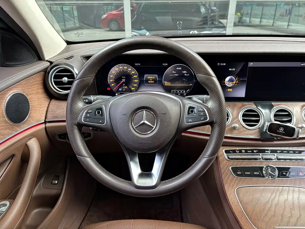 Mercedes-Benz E-Class 2018 — фото 6