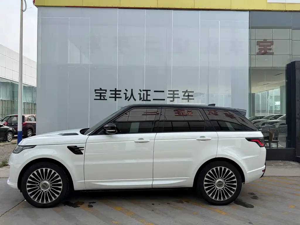 Land Rover Range Rover Sport 2019 — фото 3