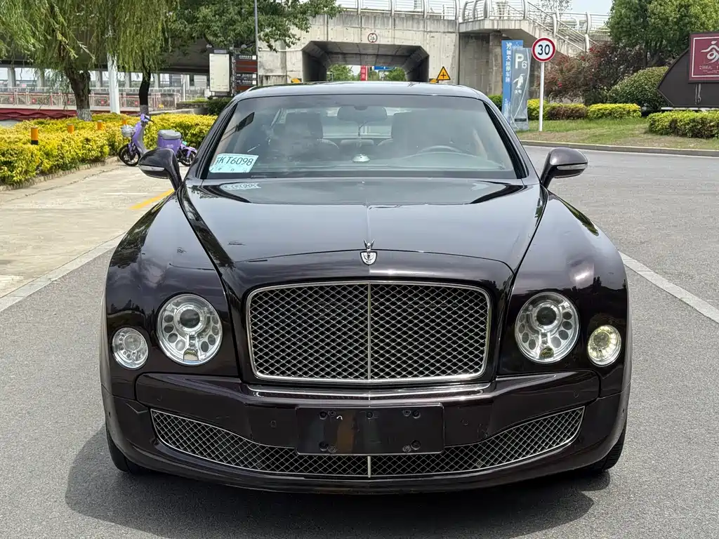 Bentley Mulsanne 2013 — фото 10