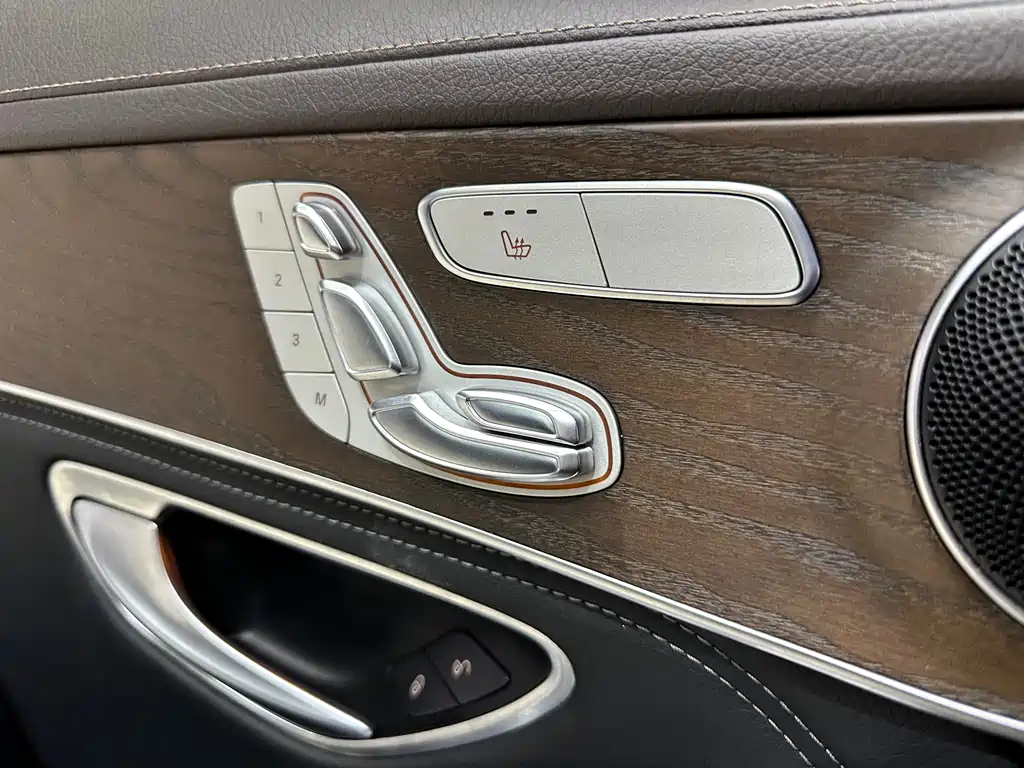 Mercedes-Benz GLC 2018 — фото 10