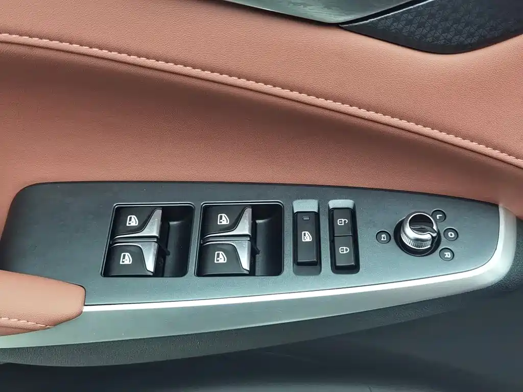Changan CS75PLUS 2024 — фото 9
