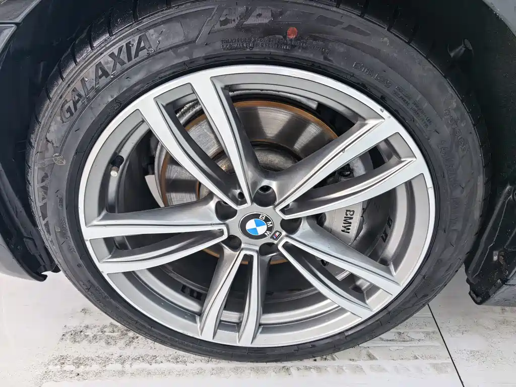 BMW 7 Series 2018 — фото 15