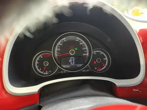 Volkswagen Beetle 2016
