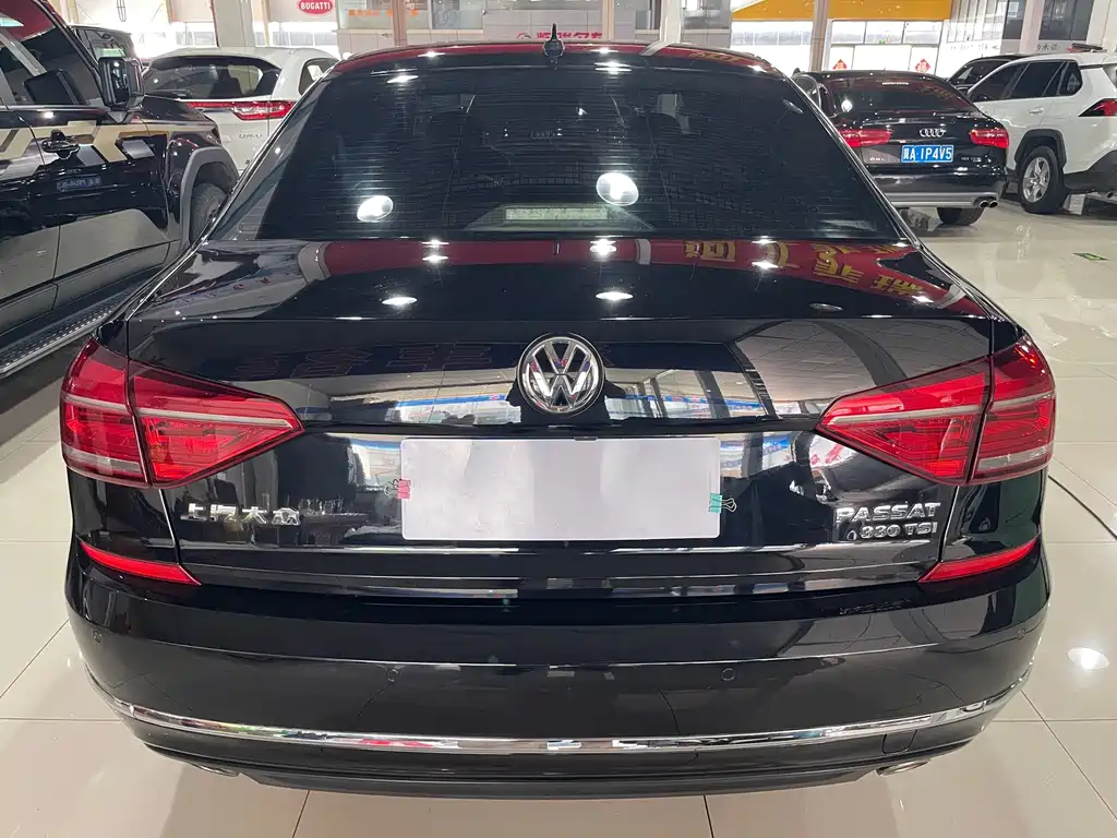 Volkswagen Passat 2018 — фото 4