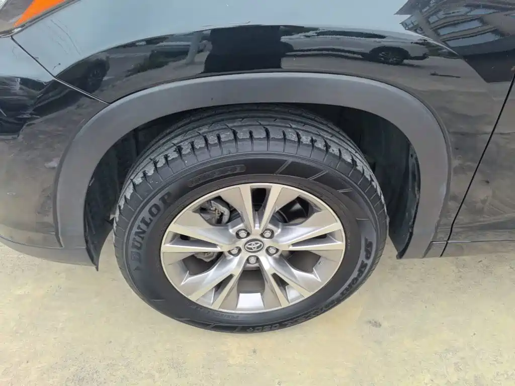 Toyota Highlander 2018 — фото 23