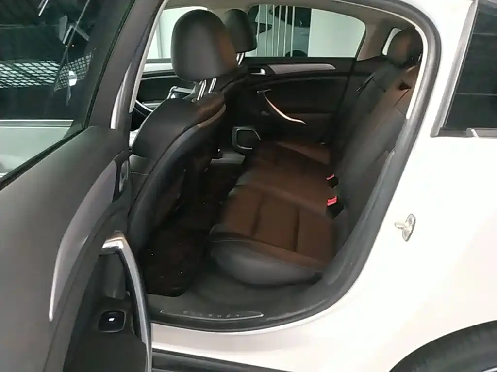 Citroën C5 2018 — фото 17