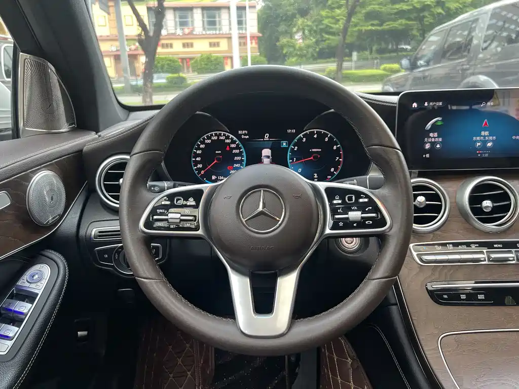 Mercedes-Benz GLC 2020 — фото 12