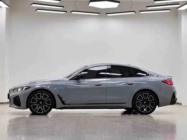 BMW 4 Series 2025