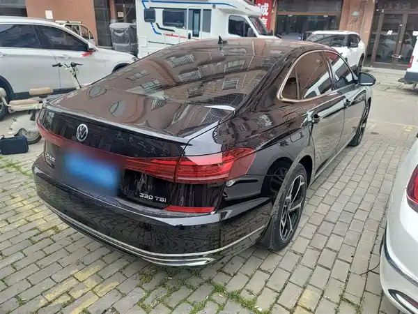 Volkswagen Passat 2024