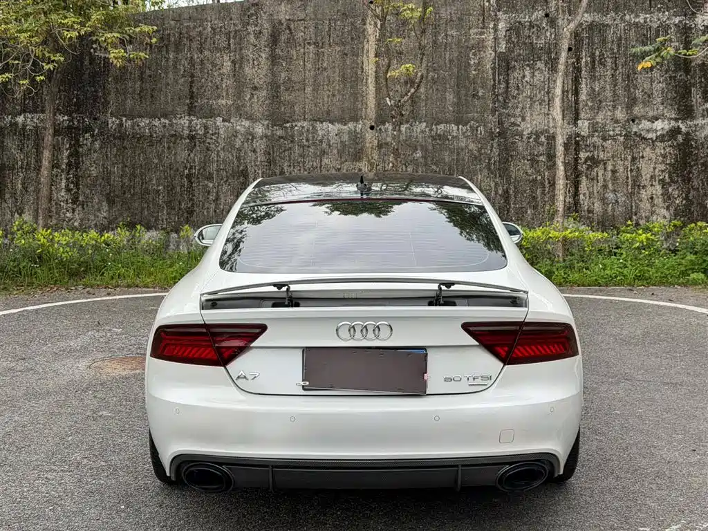 Audi A7 2015 — фото 9