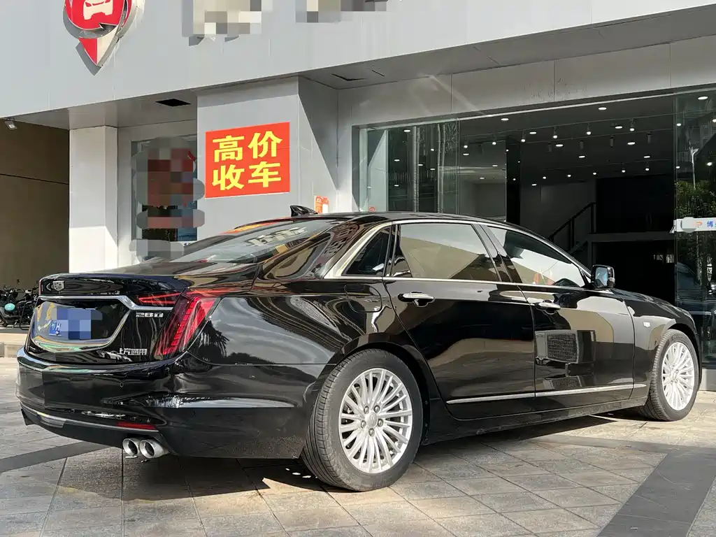 Cadillac CT6 2022 — фото 9