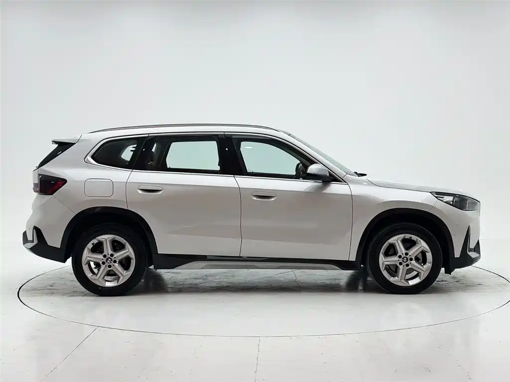 BMW X1 2023 — фото 9