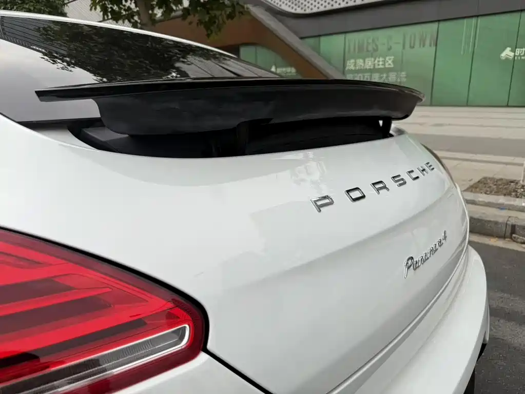 Porsche Panamera 2014 — фото 12