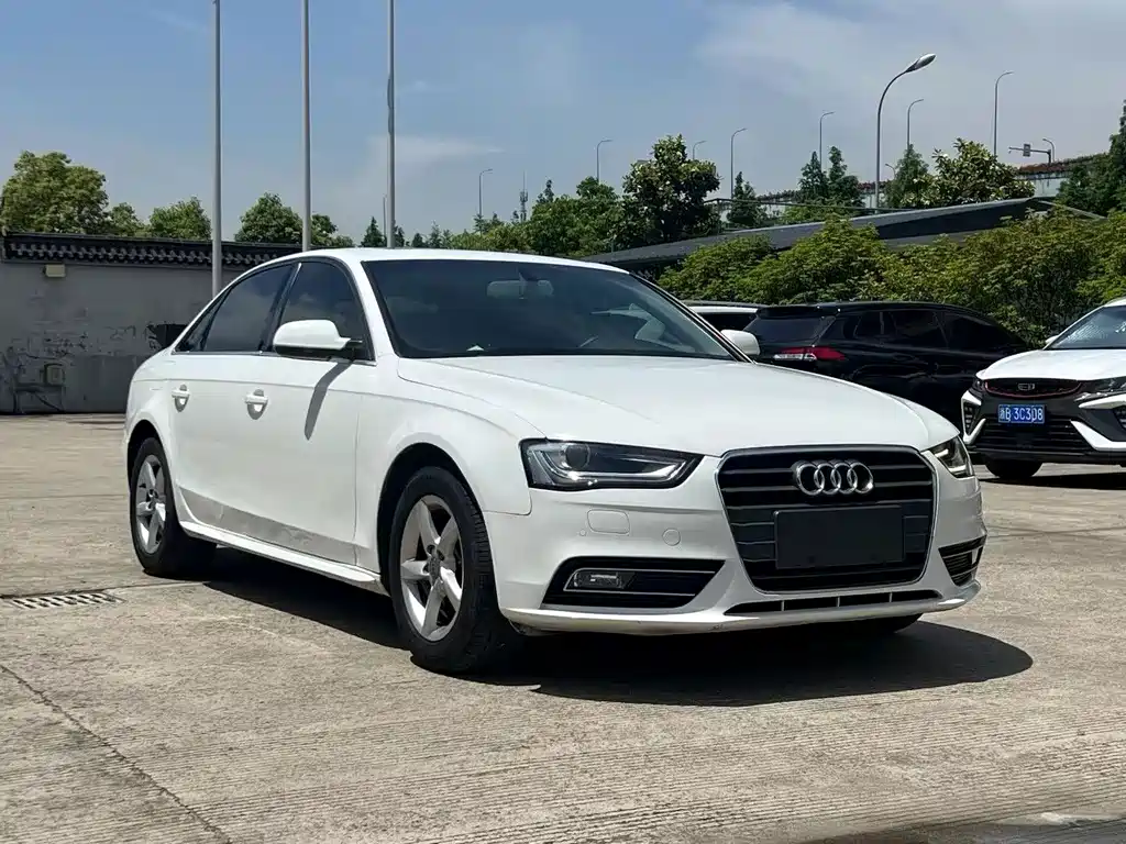 Audi A4L 2013