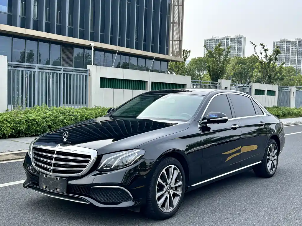Mercedes-Benz E-Class 2018