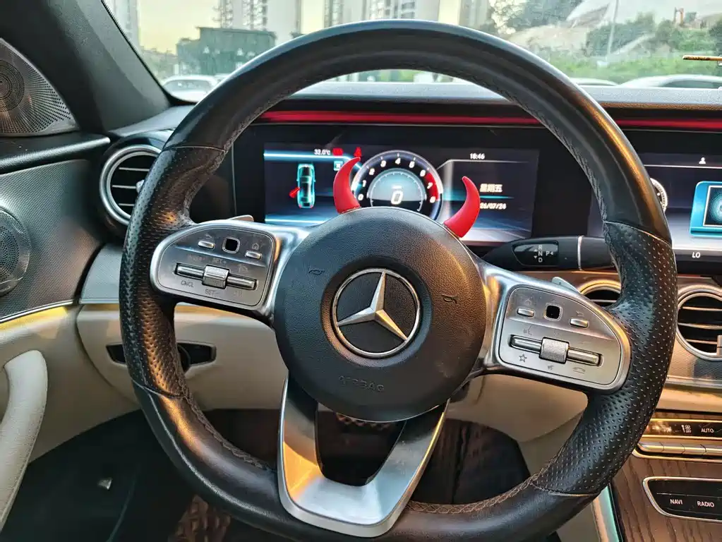 Mercedes-Benz E-Class 2019 — фото 8