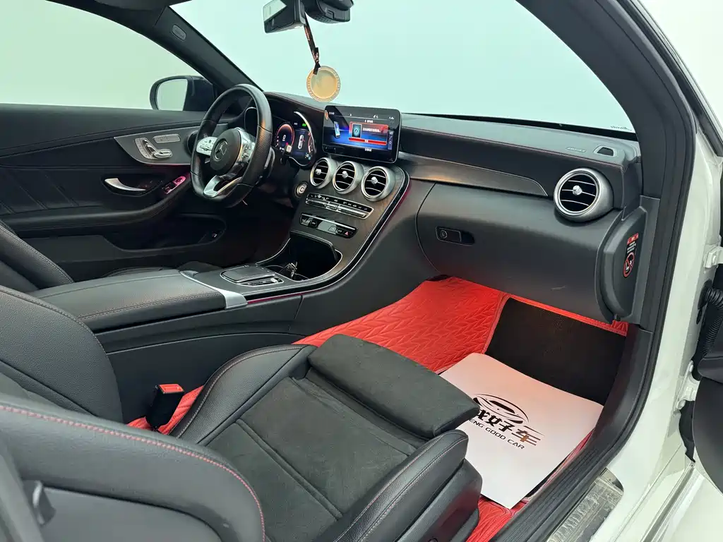 Mercedes-Benz C-Class 2022 — фото 8
