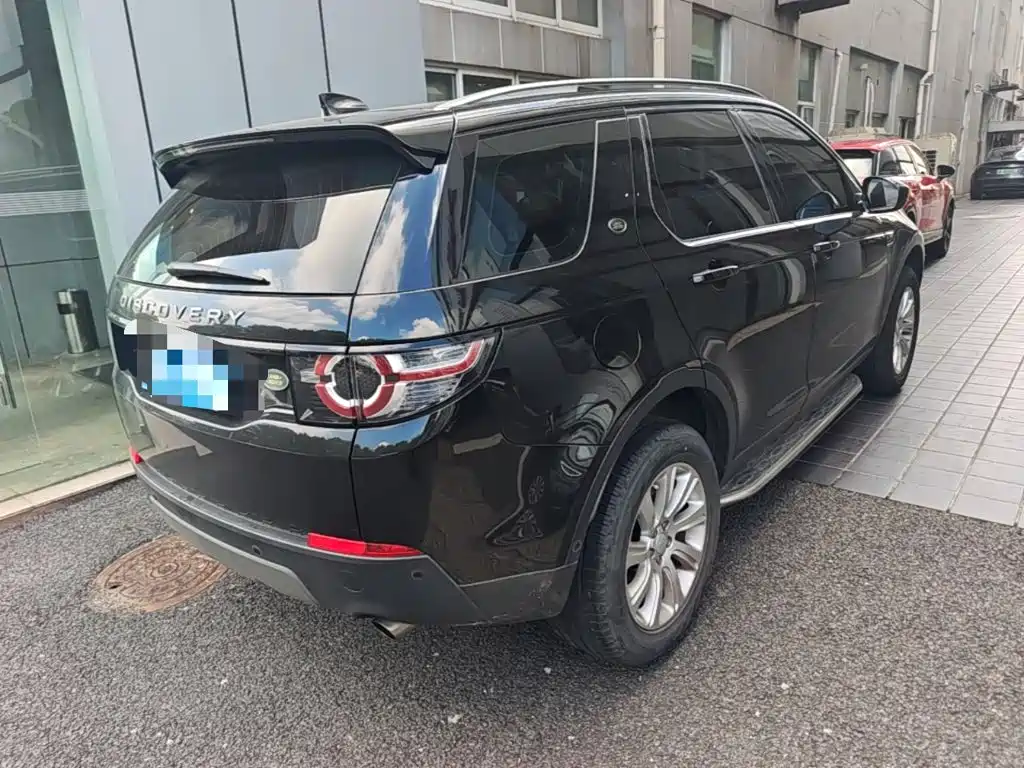 Land Rover Discovery Sport 2018 — фото 10