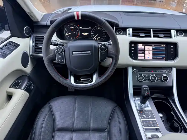 Land Rover Range Rover Sport 2013