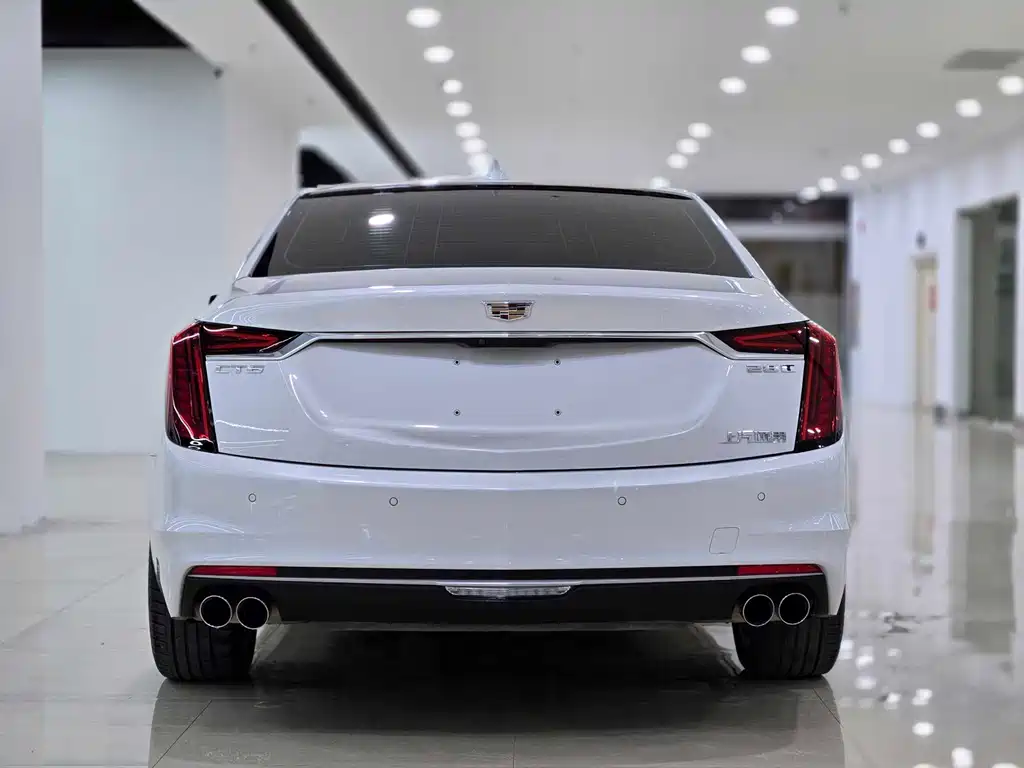 Cadillac CT6 2022 — фото 10