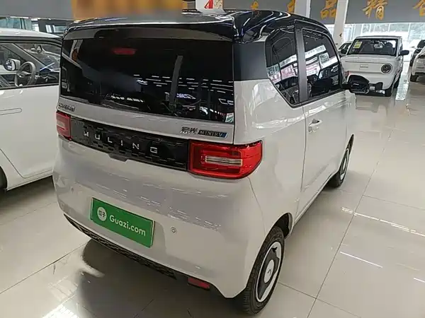 Wuling Hongguang MINIEV 2022