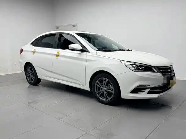Changan Eado DT 2020 — фото 3