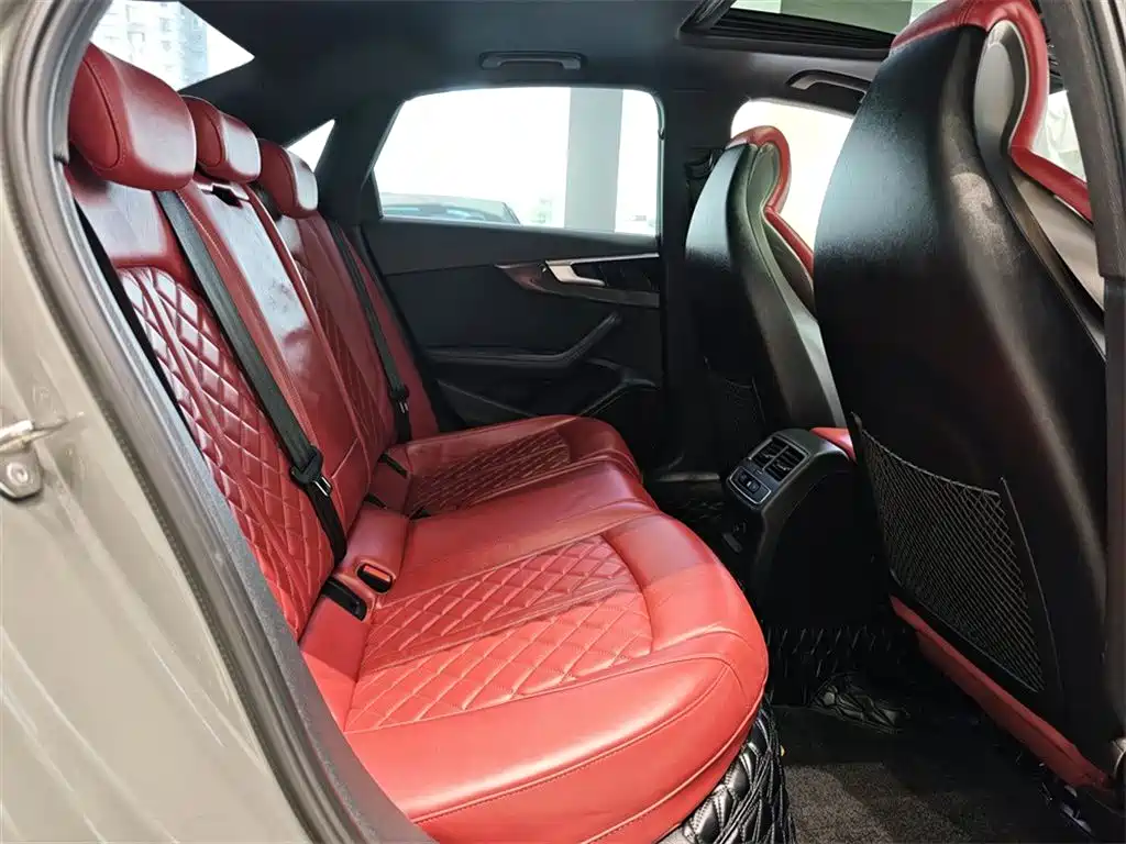 Audi S4 2023