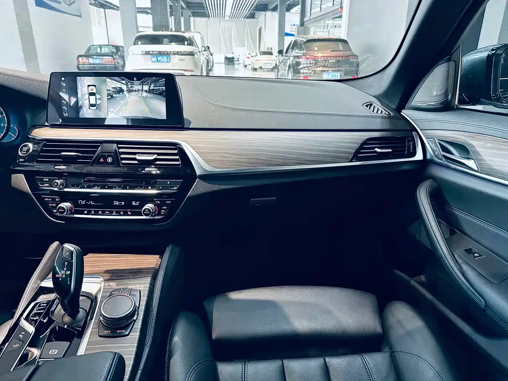 BMW 5 Series 2018