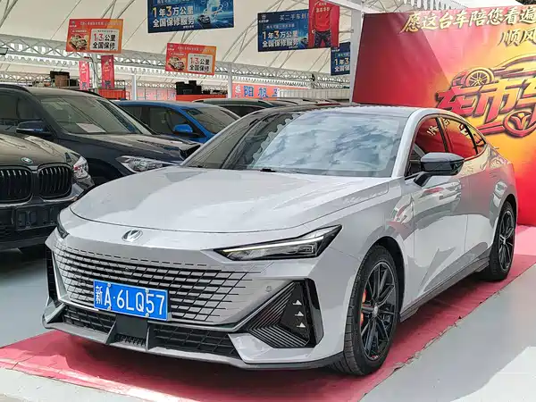 Changan UNI-V 2022