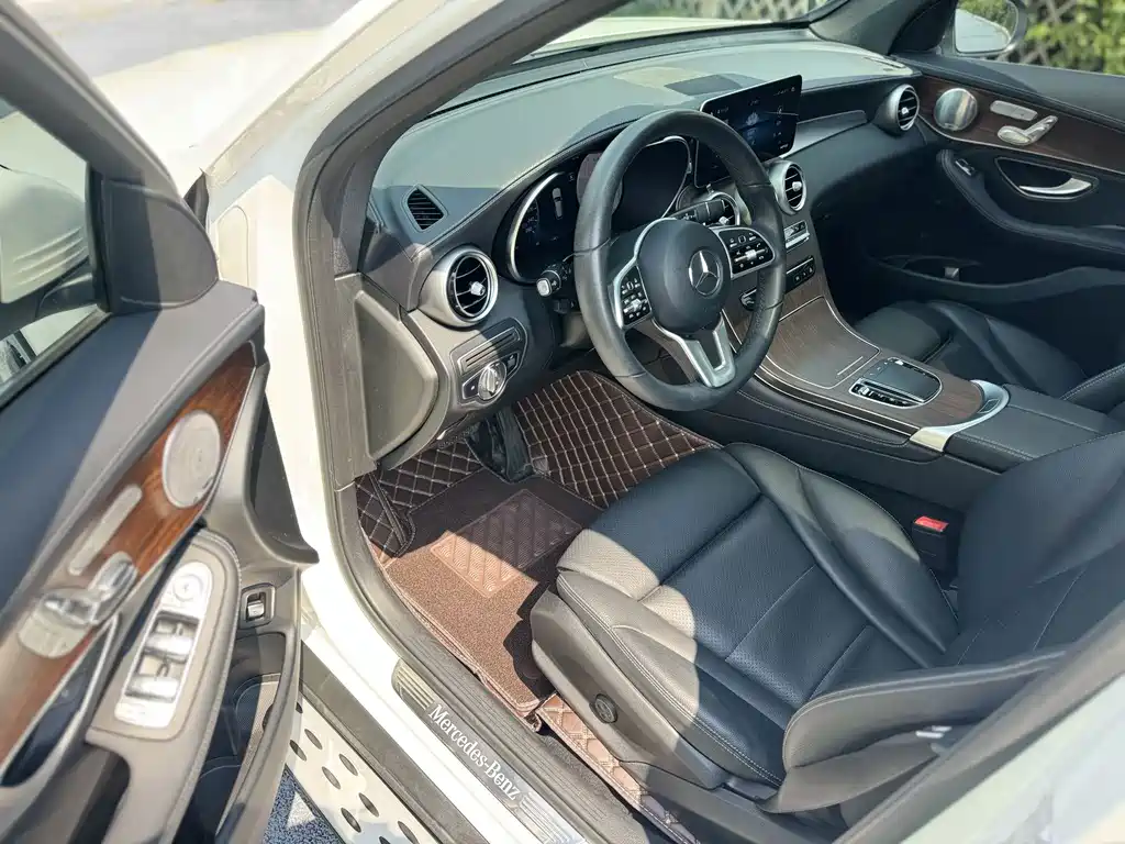 Mercedes-Benz GLC 2020 — фото 10