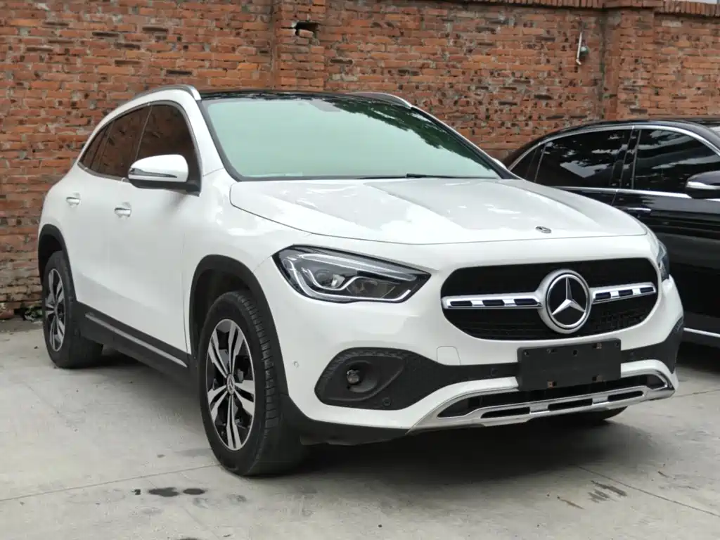 Mercedes-Benz GLA 2020