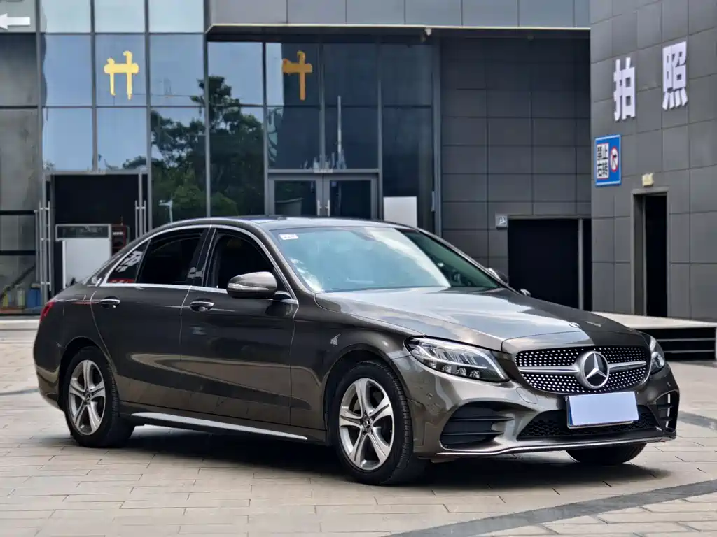Mercedes-Benz C-Class 2019 — фото 3
