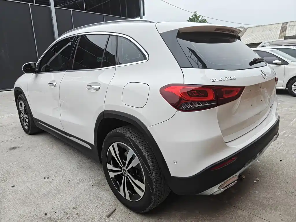 Mercedes-Benz GLA 2020 — фото 18